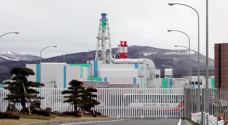 Japan / Regulator Says Rokkasho Has Passed Safety Checks